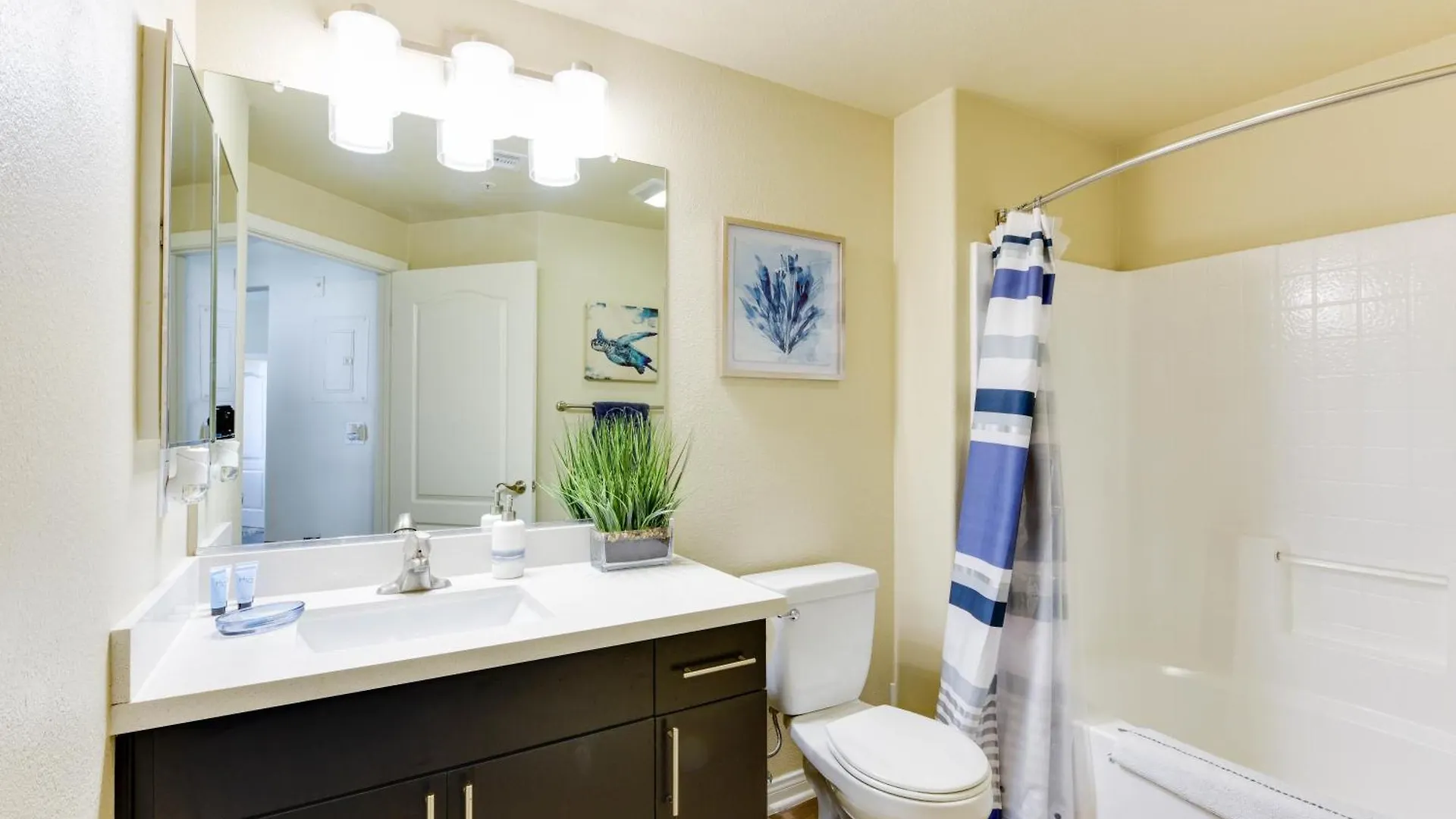The Hideaway, Pool, Jacuzzi, And Gym Apartment Los Angeles